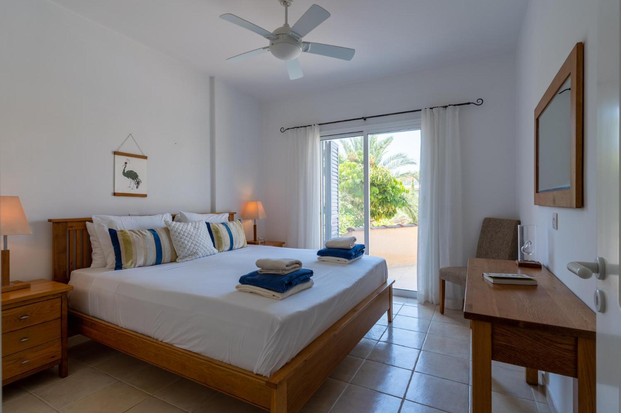 Tropical Paradise In Harbour Paphos, Central & Close To Beach Exteriör bild